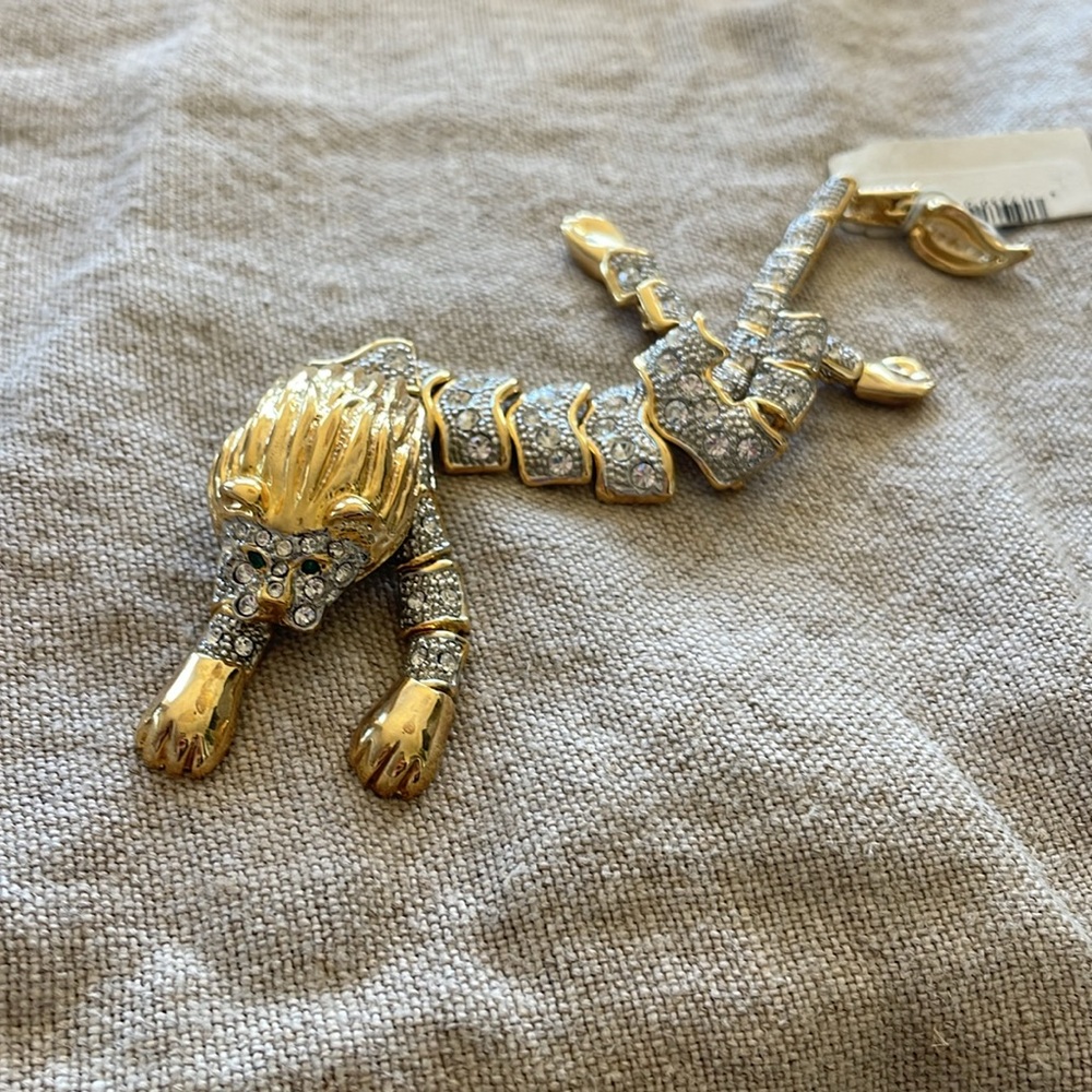 Gold-tone Crystal Tiger Articulated Vintage Brooch - Women Jewelry Brooches